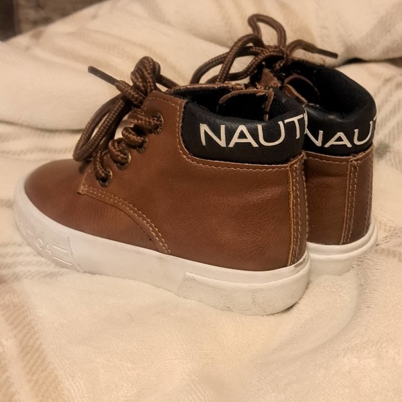 Nautica Boots Size 5 Toddler Preowned Brown Laced Up - Picture 3 of 5